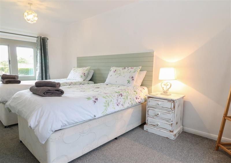 This is a bedroom at Honeystone Cottage, Moreton-In-Marsh