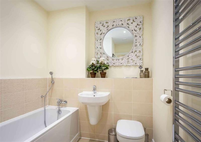 This is the bathroom at Honeystones, Bourton-on-the-Water