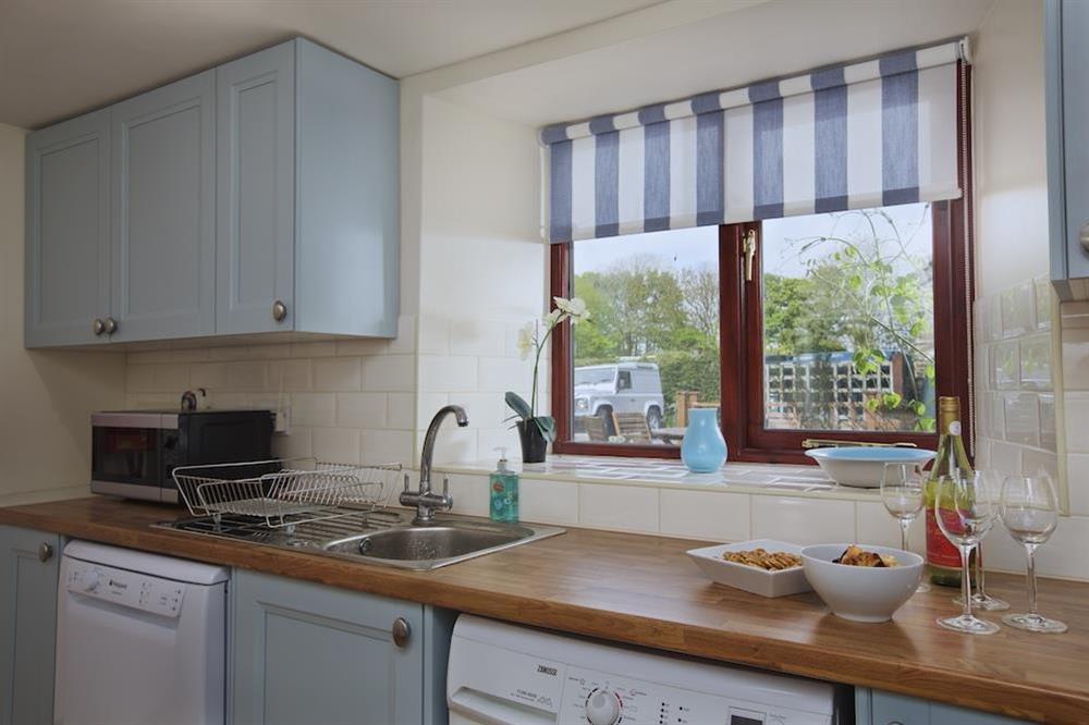 Fully fitted kitchen (photo 2) at Honeysuckle Cottage in Bigbury, Kingsbridge