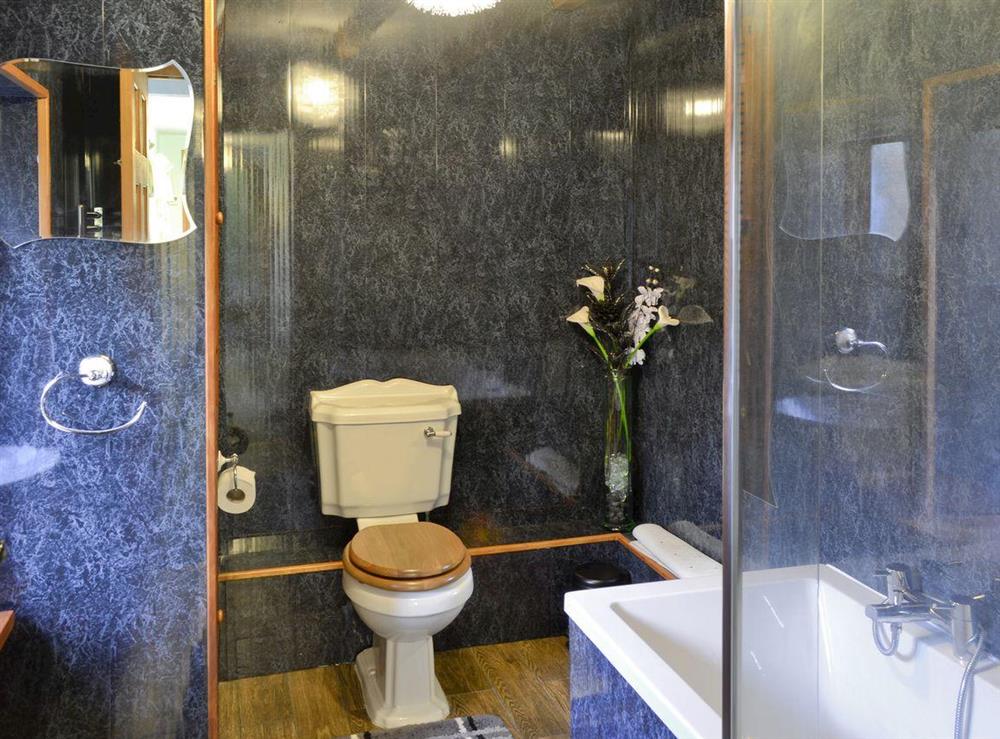 Bathroom at Honeysuckle Cottage in Nr. Newquay, Cornwall