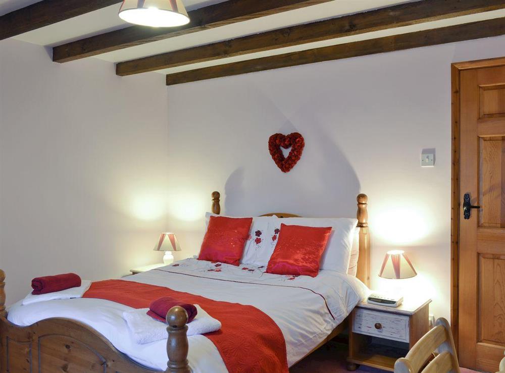 Relaxing double room at Honeysuckle Cottage in Nr. Newquay, Cornwall