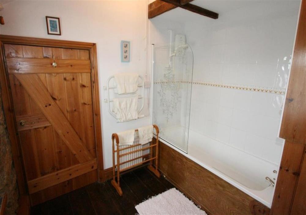 Bathroom (photo 2) at Honnor Cottage in St Buryan