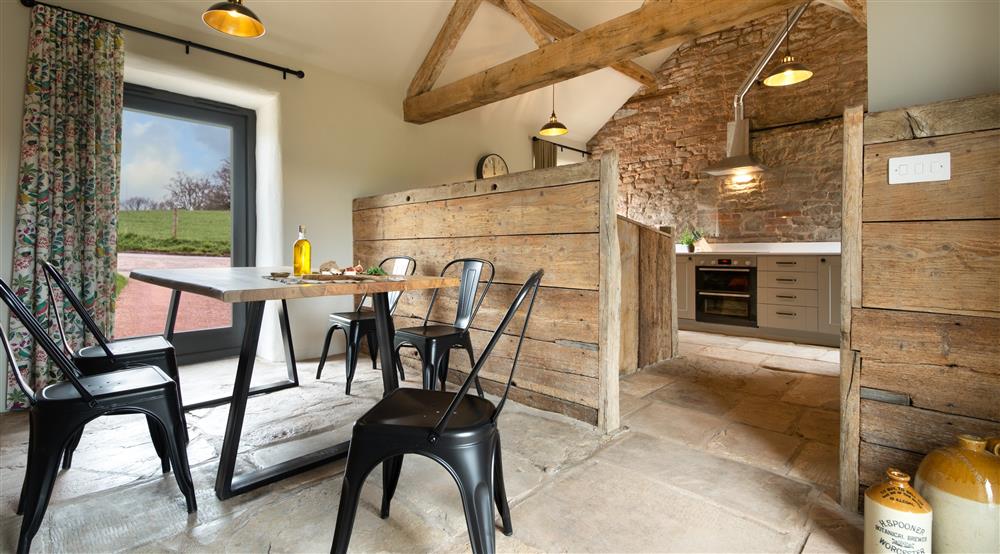 The kitchen and dining room (photo 2) at Hop Kiln Cart Barn in Bromyard, Herefordshire