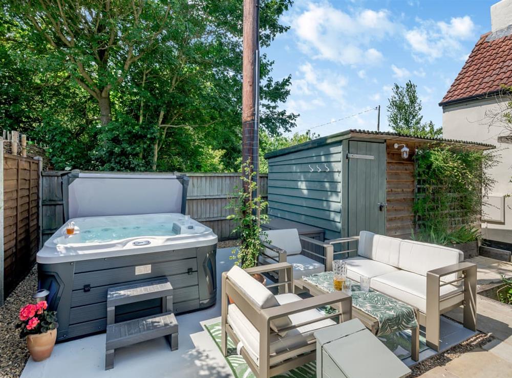 Hot tub at Hope Cottage in Barsham, near Beccles, Suffolk