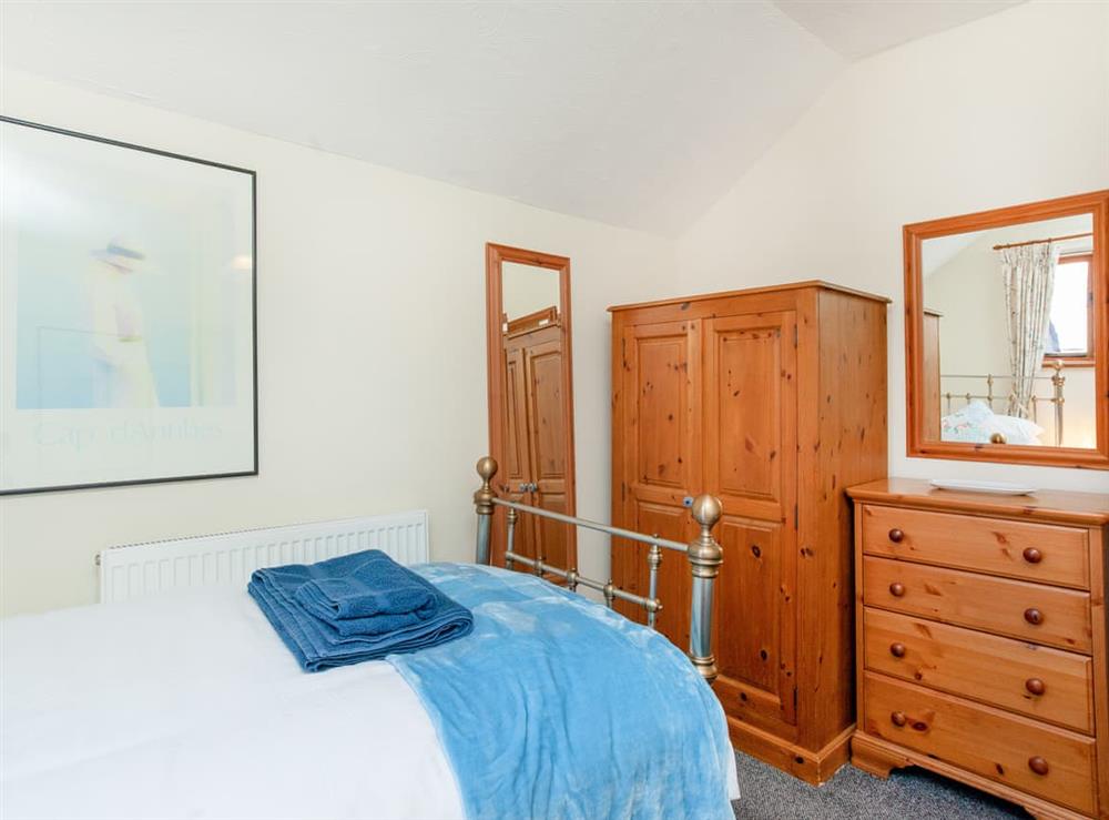 Twin bedroom (photo 2) at Hope Cottage in Chittlehampton, near Umberleigh, Devon