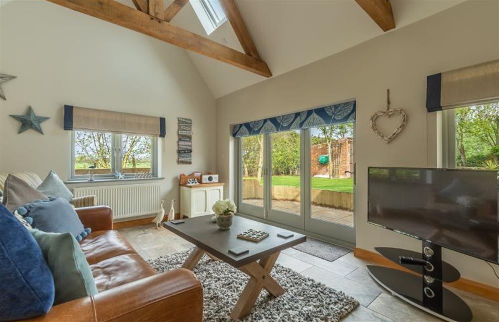 Ground floor: Duel aspect Garden room is bright and airy at Hope Cottage, Holme-next-the-Sea near Hunstanton