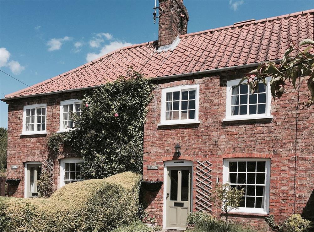 Photos of Hope Cottages No 1 Hope Cottage Old Bolingbroke, near