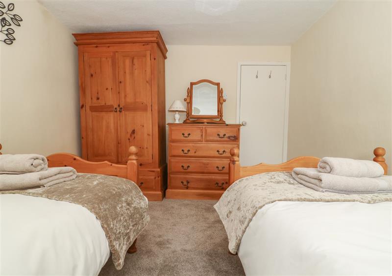 One of the 4 bedrooms (photo 2) at Hope House, Laverton near Kirkby Malzeard