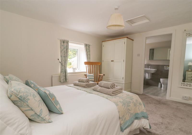 One of the 4 bedrooms (photo 3) at Hope House, Laverton near Kirkby Malzeard