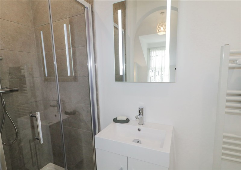Bathroom (photo 3) at Horizon Apartments, Castlerock
