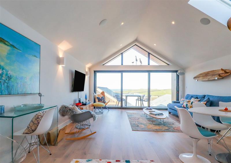 Relax in the living area at Horizon, Porth