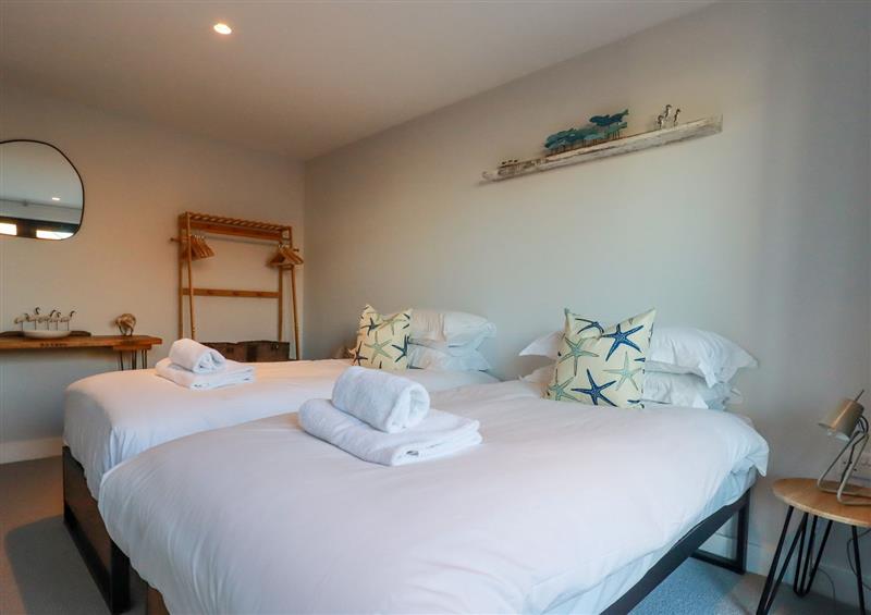 This is a bedroom (photo 3) at Horizon, Porth