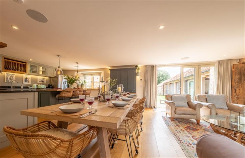 Spacious open-plan dining/kitchen and family area at Horse Yard Barn, Warham