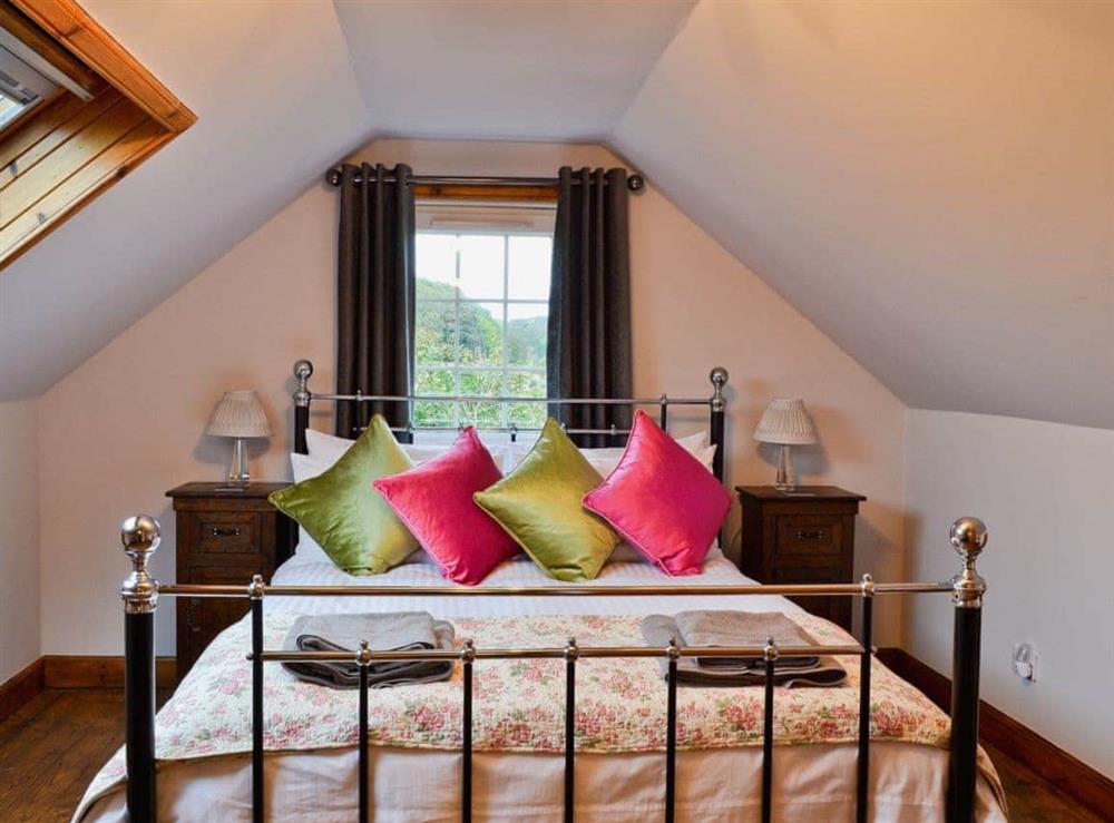 Stylish double bedroom with 5ft bed at Horsepark Cottage in Gatehouse of Fleet, Kirkcudbrightshire