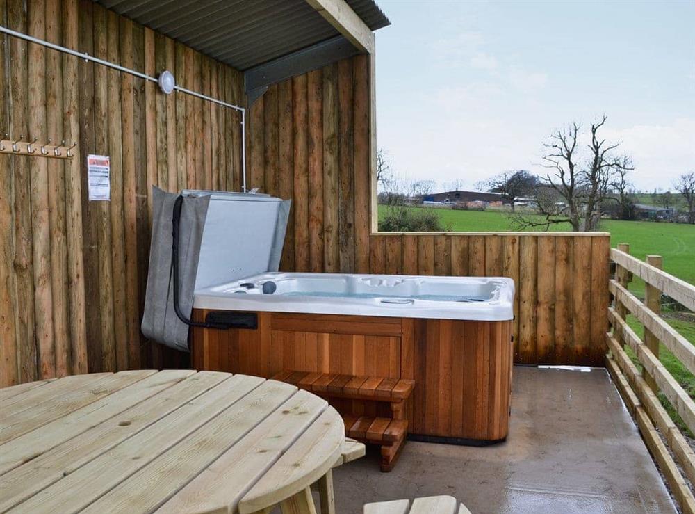 Hot tub at Horseshoe Cottage in Sawley, near Clitheroe, Lancashire