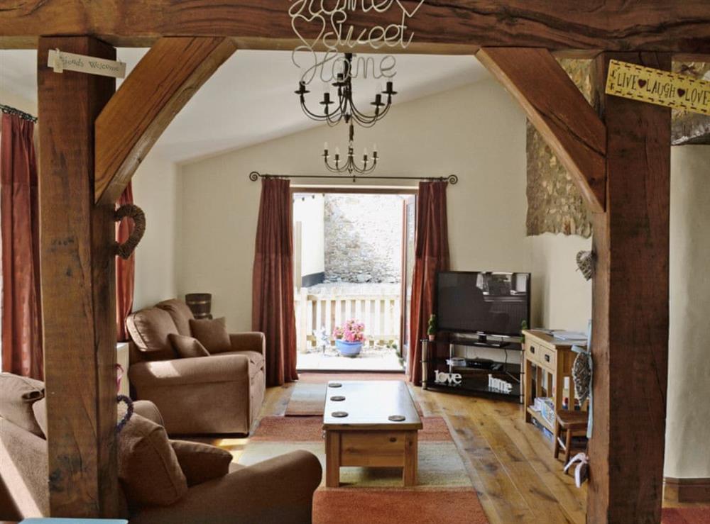 Open plan living/dining room/kitchen at Horseshoes in Cullompton, Devon