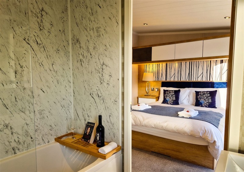 A bedroom in Hotchkin Lodge (photo 2) at Hotchkin Lodge, Woodhall Spa