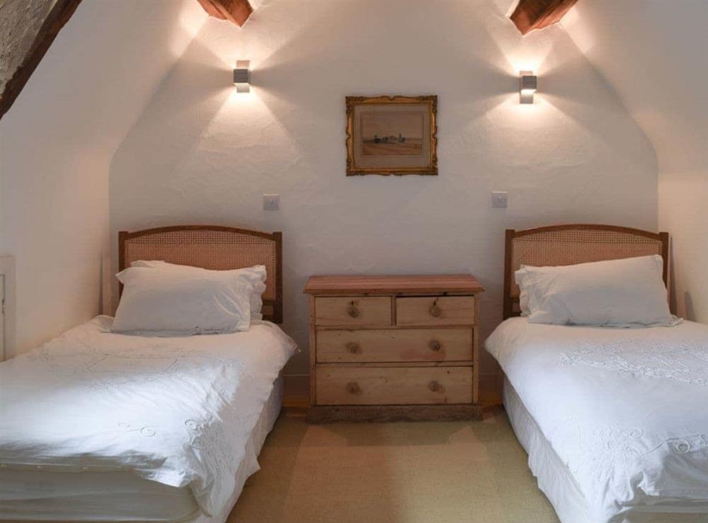 Twin bedroom at Hound Cottage in Burford, Oxfordshire., Great Britain