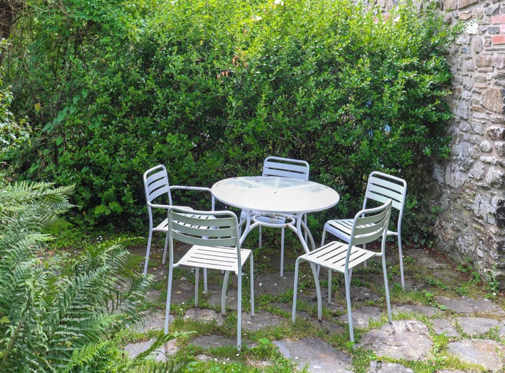 Sitting-out-area (photo 2) at House Martin in Fishguard, Dyfed