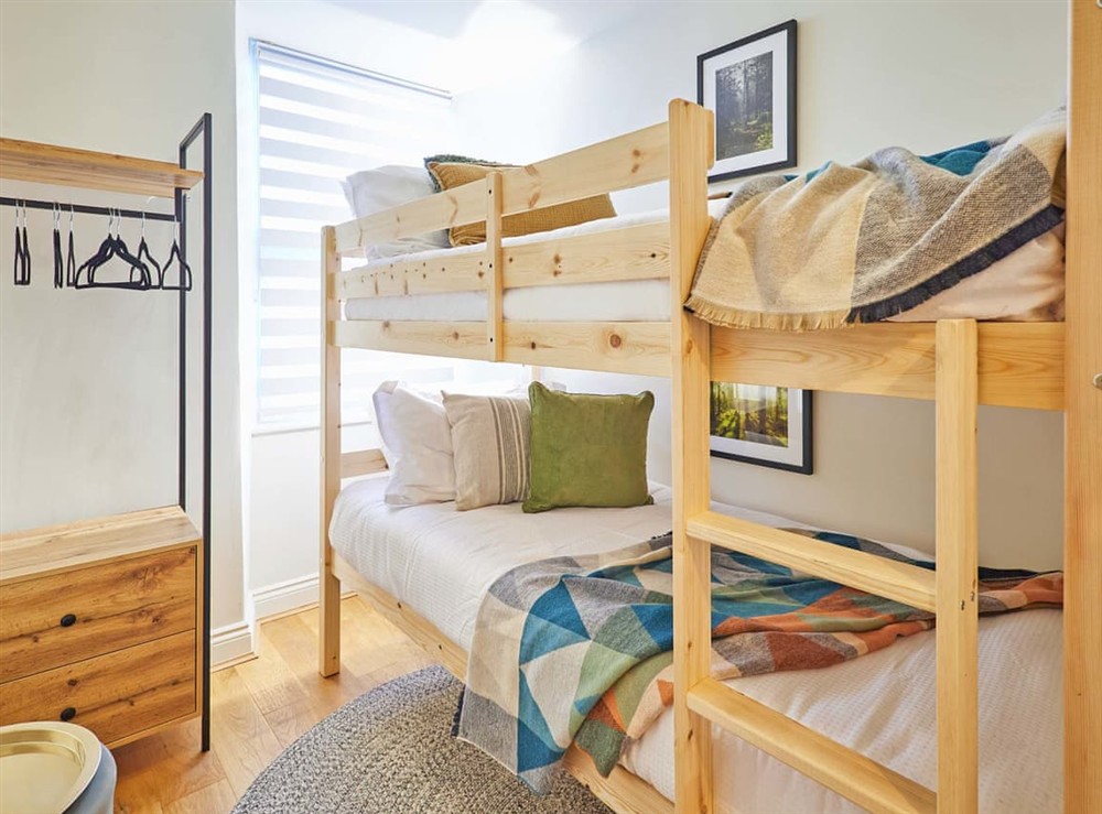 Bunk bedroom at Hovera Cottage in Windermere, Cumbria