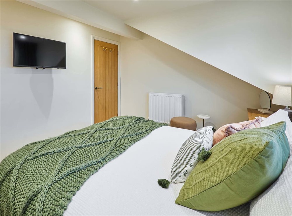 Double bedroom (photo 4) at Hovera Cottage in Windermere, Cumbria