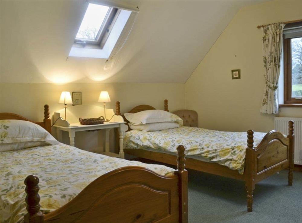 Charming twin bedroom at Howards End in Middleton-on-the-Hill, near Leominster, Herefordshire