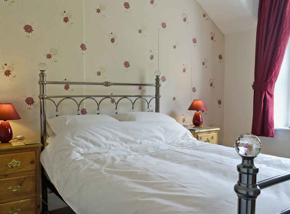 Comfortable double bedroom at Howe Bridge House in near Portinscale, Cumbria