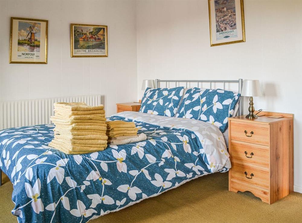 Double bedroom at Hoxne House in Weybourne, Norfolk