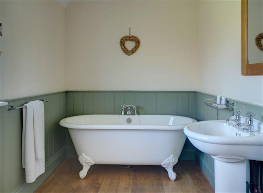En-suite (photo 2) at Huckleberry Barn in Chipping Campden, England