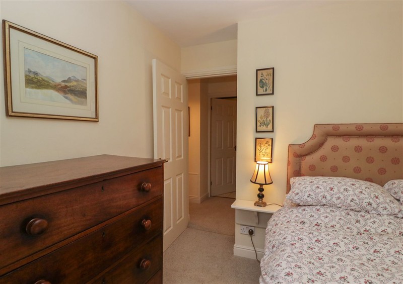 A bedroom in Huntsman's Cottage (photo 4) at Huntsmans Cottage, Cartmel