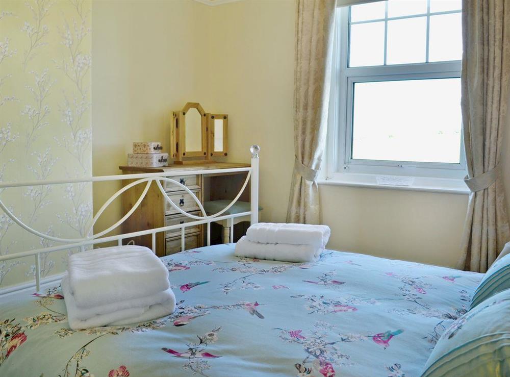 Comfortable double bedroom (photo 2) at Hyfrydle in Llandudno, Gwynedd