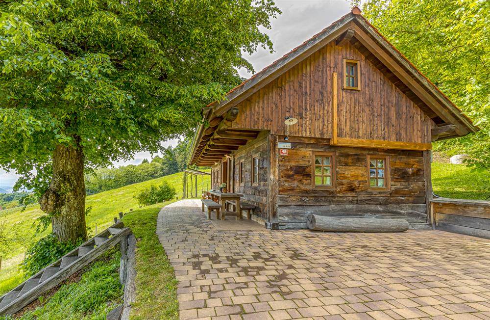 Idia Lodge