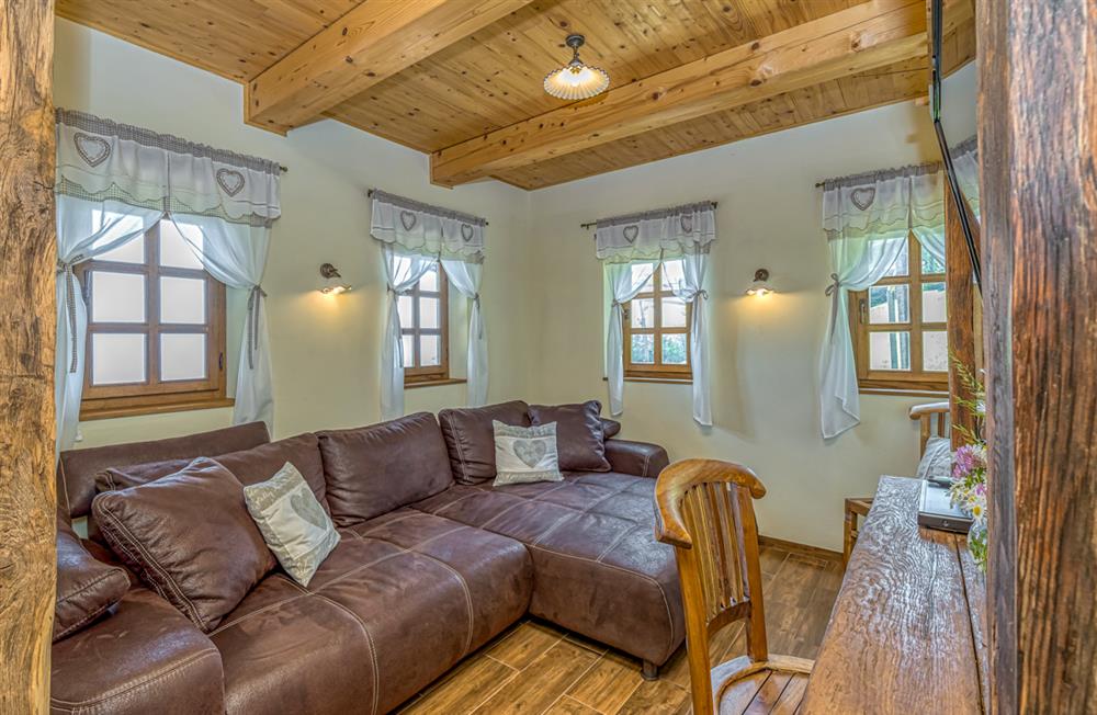 Idia Lodge