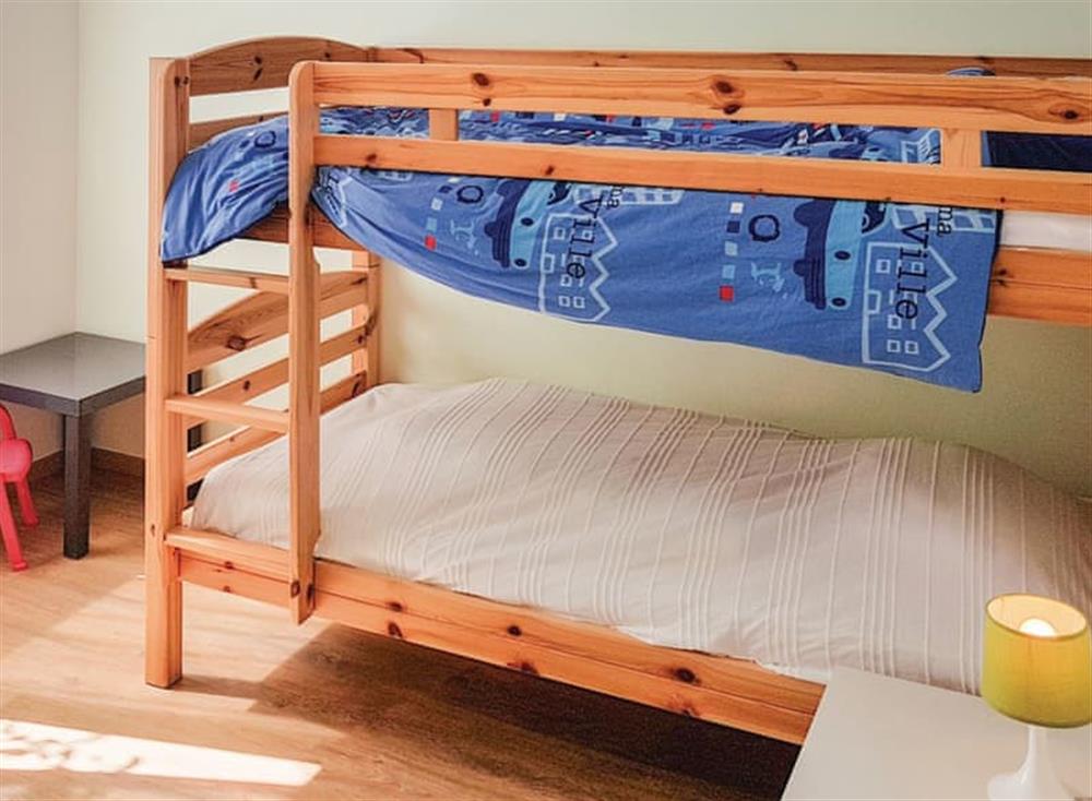 Bedroom (photo 3) at Ile-Tudy in , France