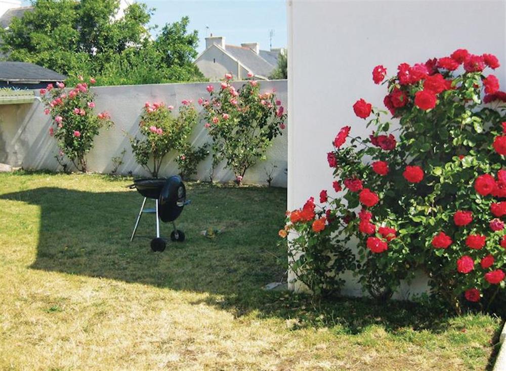 Outdoor area (photo 3) at Ile-Tudy in , France