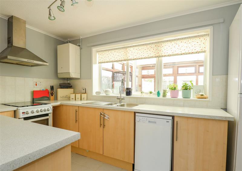 The kitchen (photo 2) at Inghams, Mundesley