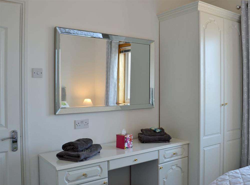 Charming twin bedroom (photo 2) at Ingleside in Ballantrae, near Girvan, Ayrshire