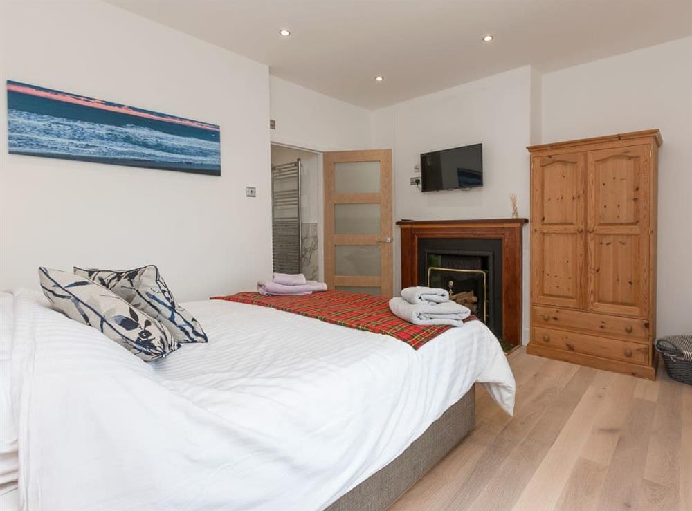 Double bedroom (photo 3) at Inver Spey in Spey Bay, near Fochabers, Moray, Morayshire