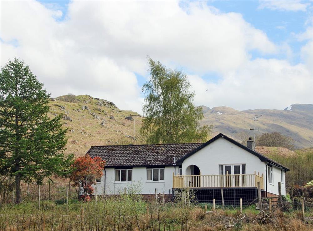 Lovely, detached, single-storey cottage at Invernoe Cottage in Taynuilt, near Oban, Argyll and Bute, Scotland