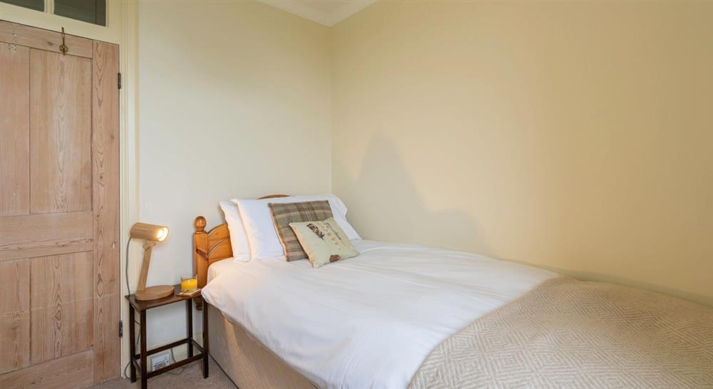 The single bedroom at Irex in Totland Bay, Isle Of Wight