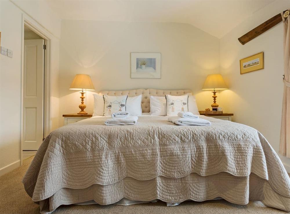 Generous sized�double bedroom at Irsha Street in Appledore, near Bideford, Devon