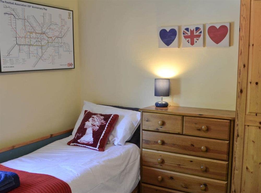 Single bedroom at Isabella Cottage in Newburn, near Newcastle, Tyne and Wear