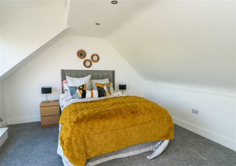 One of the 5 bedrooms at Iscoed, Rhosneigr