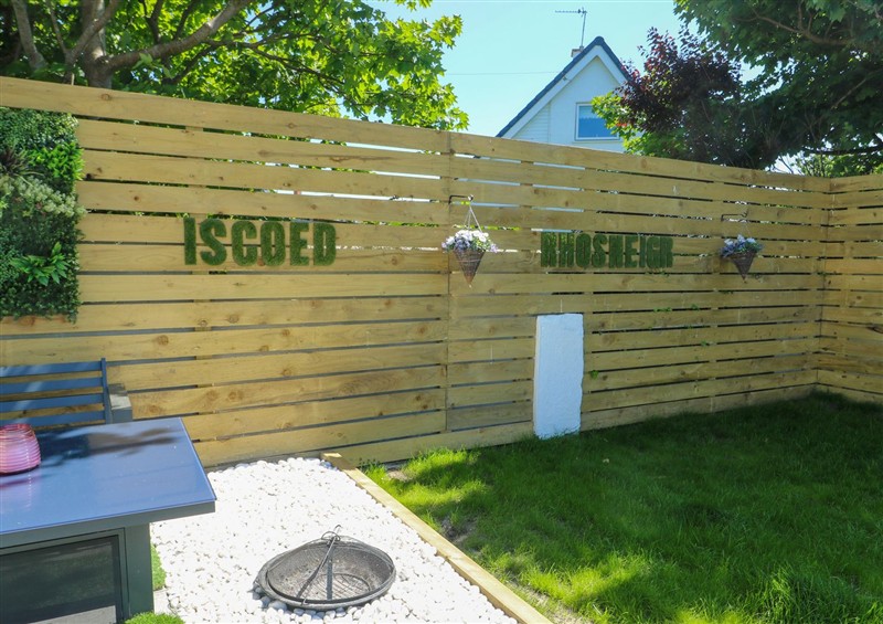 Outside (photo 4) at Iscoed, Rhosneigr