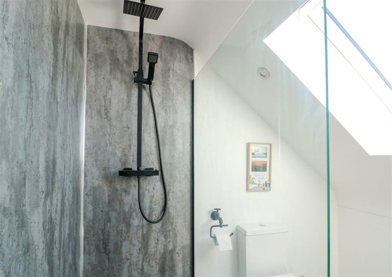 The bathroom (photo 4) at Iscoed, Rhosneigr
