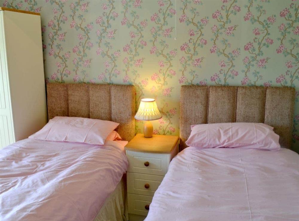 Twin bedroom (photo 2) at Isfryn in Criccieth, Gwynedd