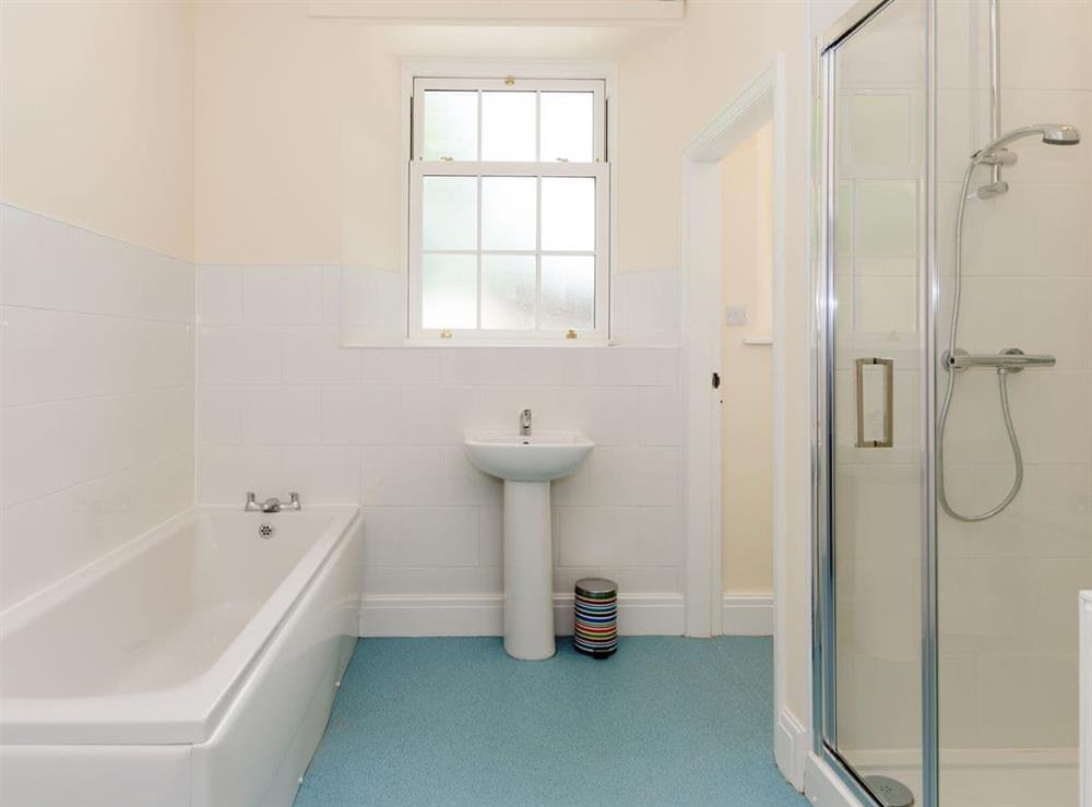 Ground floor family bathroom at Island Farm House in Staintondale, near Whitby, North Yorkshire
