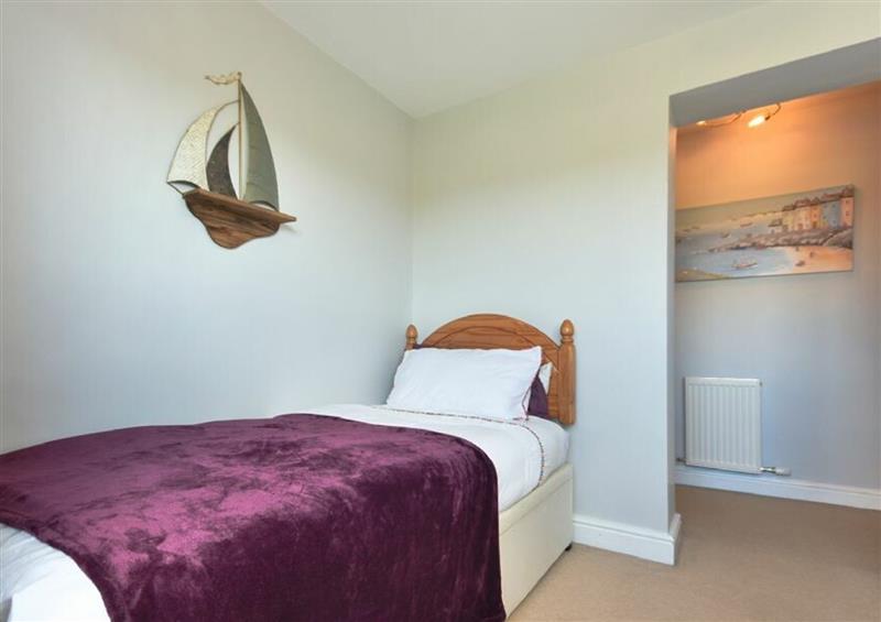One of the bedrooms (photo 5) at Island View, Amble