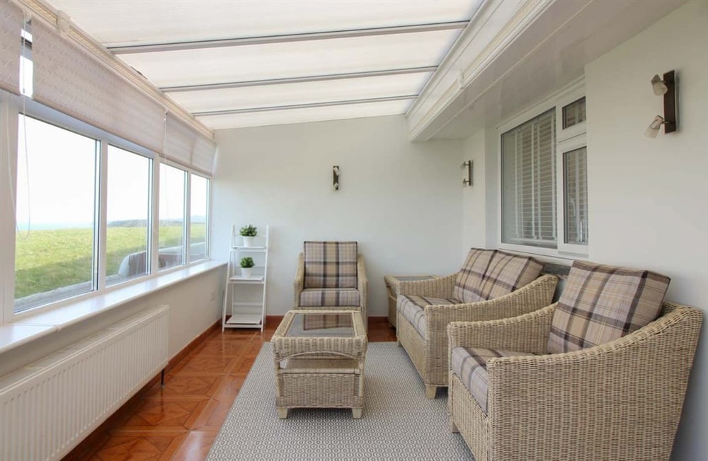 Living area (photo 10) at Island View in Tintagel, Cornwall