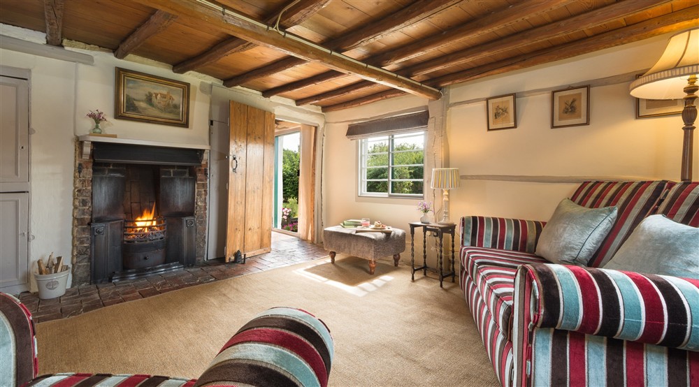 The sitting room (photo 6) at Itteringham Manor in Aylsham, Norfolk